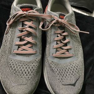 Womens Hoka Shoes Size 8.5
